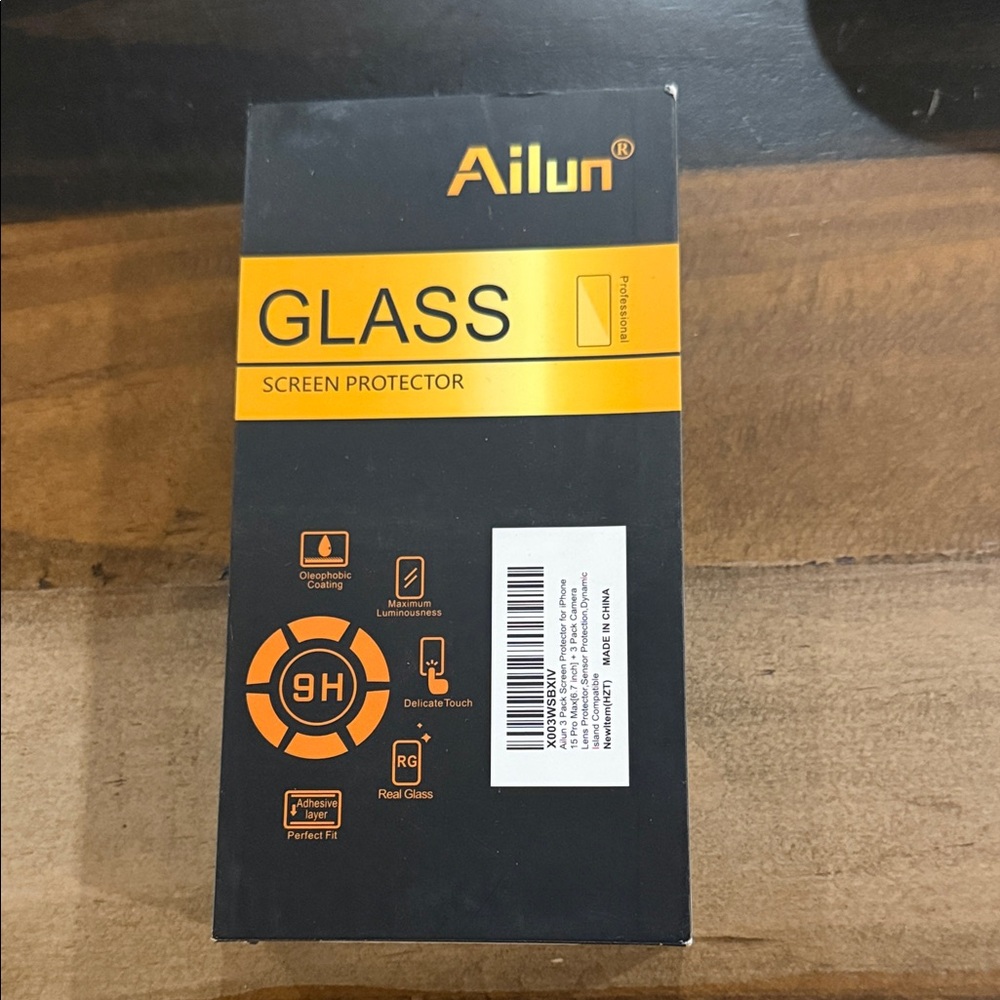 Ailun Glass Screen Protector iPhone 15 pro max. Two 3 packs. 6 total.